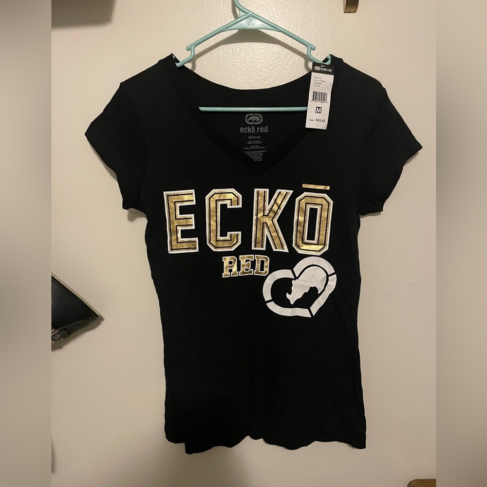 Eco Red tshirt for women size medium NWT